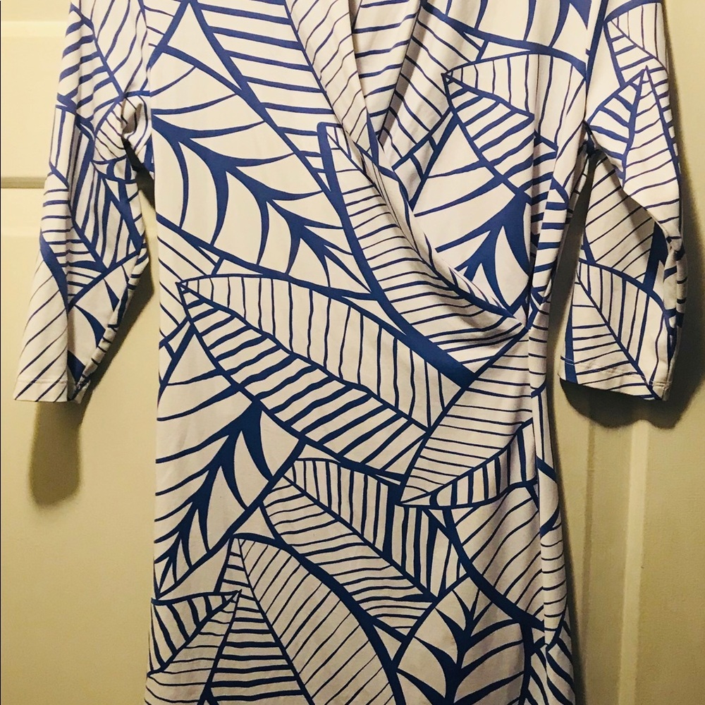 J. Mclaughlin Faux Wrap Dress Leaf Print XS Cute !